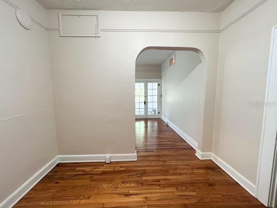 318 Ne 2nd Ave #5 - Photo 2 of 20