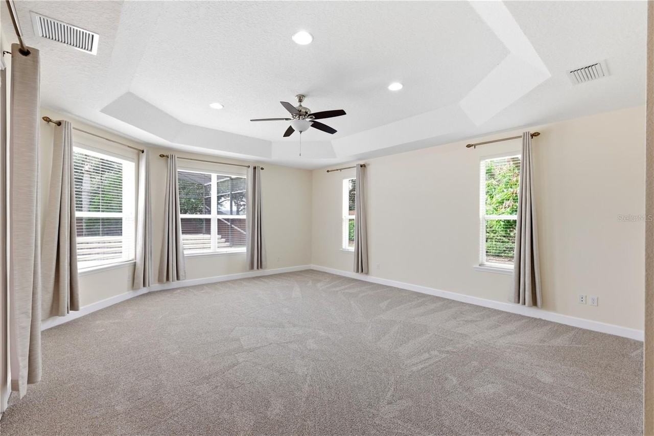 3205 King George Dr - Photo 6 of 26