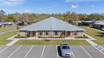 featured image of 7462 Nw 44th Ln