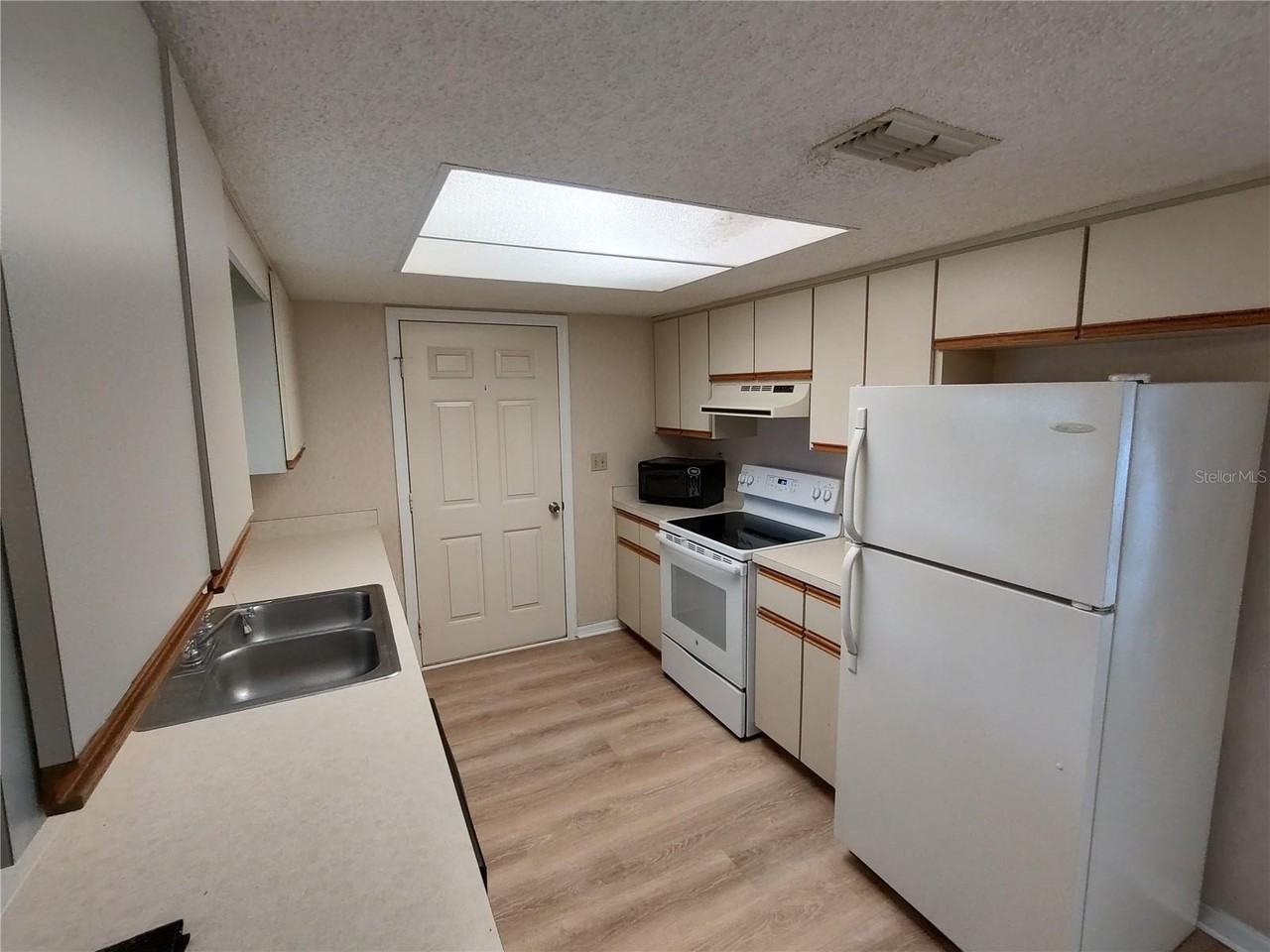 6345 Sw 115th Street Rd - Photo 5 of 10