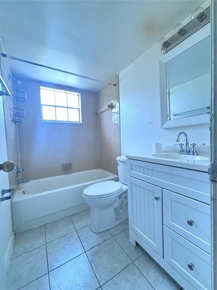 576 Fairways Ln #M104 - Photo 4 of 11