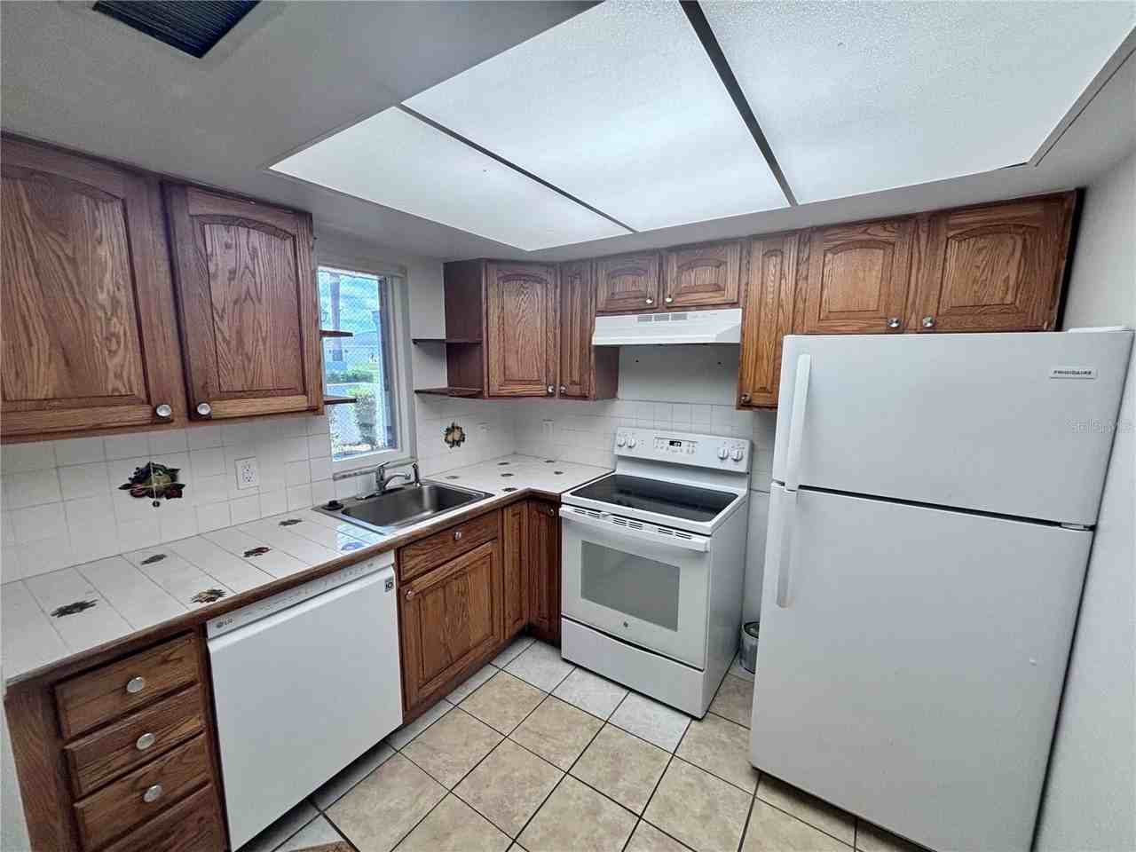 576 Fairways Ln #M104 - Photo 5 of 11