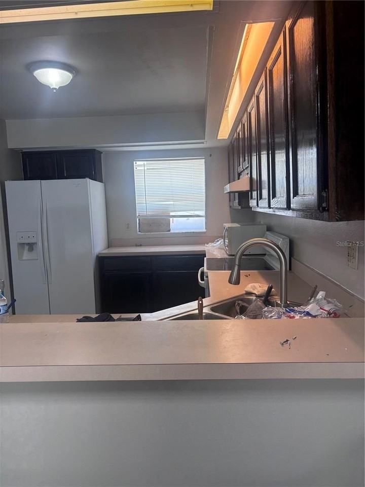 624 Jaguar Ct - Photo 2 of 4