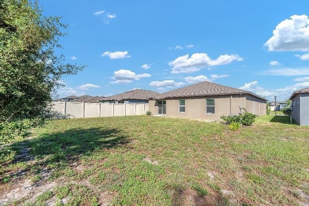 5518 Blue Azure Dr - Photo 4 of 26