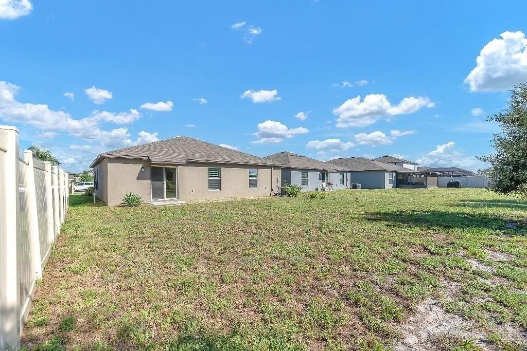 5518 Blue Azure Dr - Photo 5 of 26