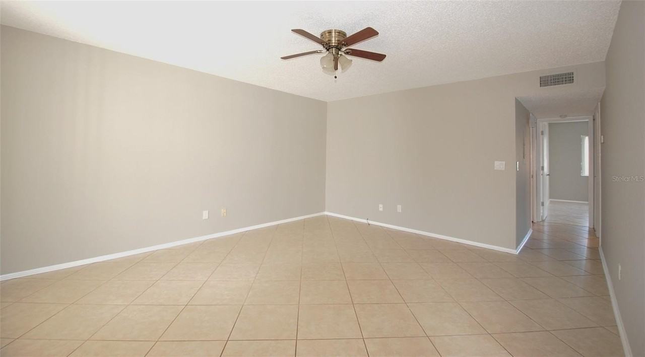 3300 Fox Chase Cir N #216 - Photo 3 of 18