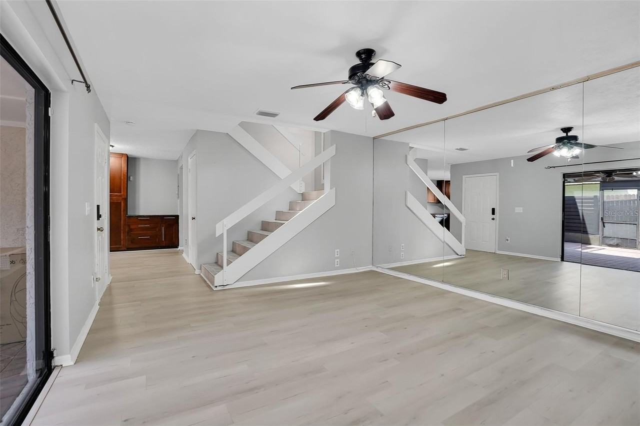15217 W Pond Woods Dr - Photo 4 of 50