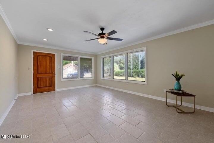320 Lakeview Blvd - Photo 2 of 15