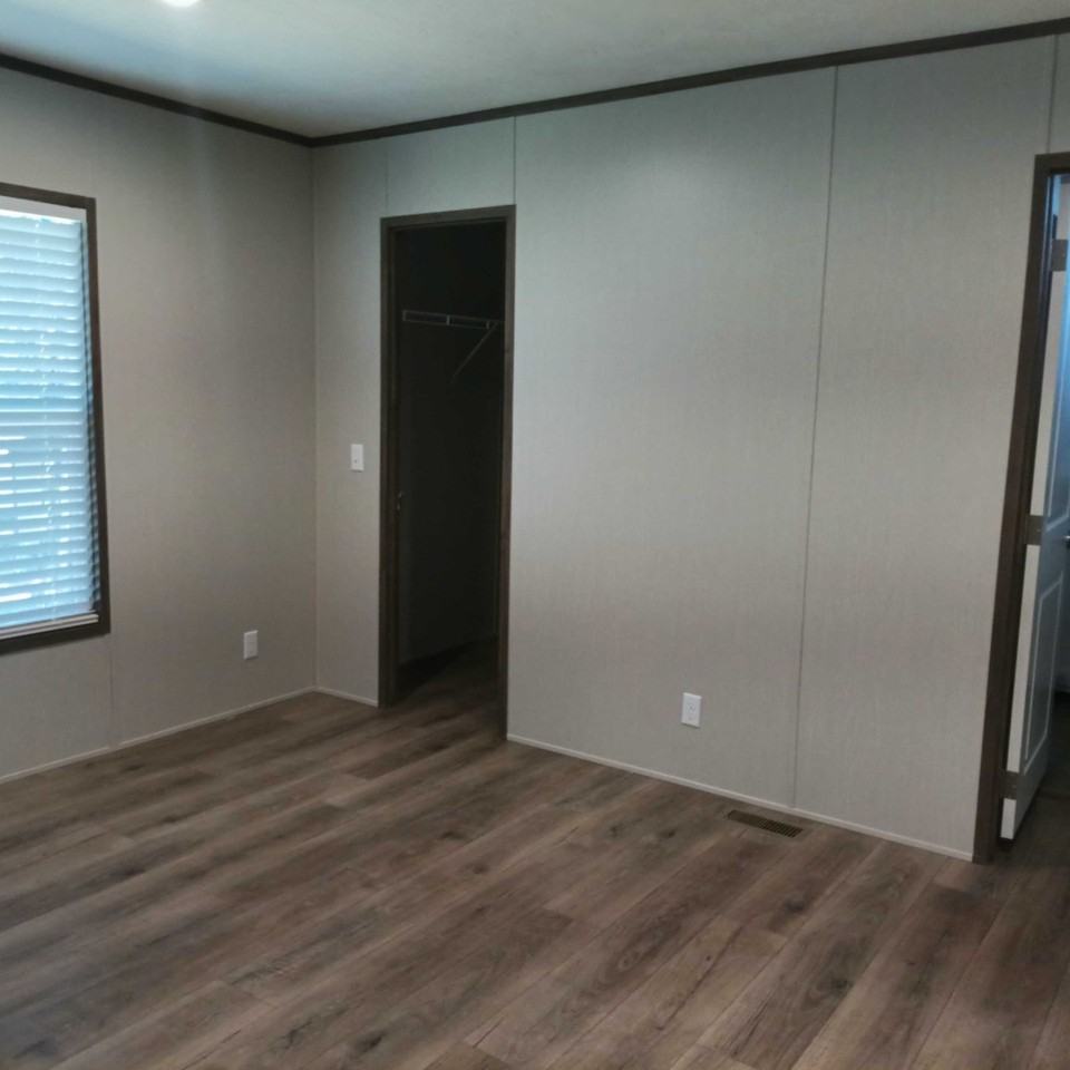 154 Thousand Oaks Mhp #154 - Photo 4 of 23