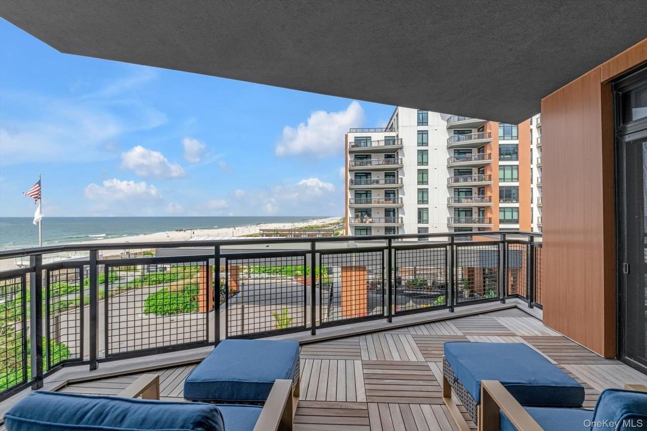 140 Boardwalk #503B - Photo 2 of 50