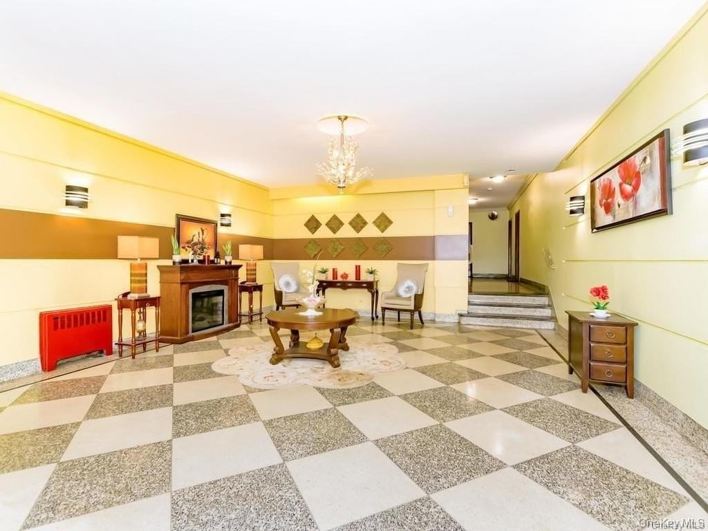 555 Mclean Ave #MM - Photo 6 of 9