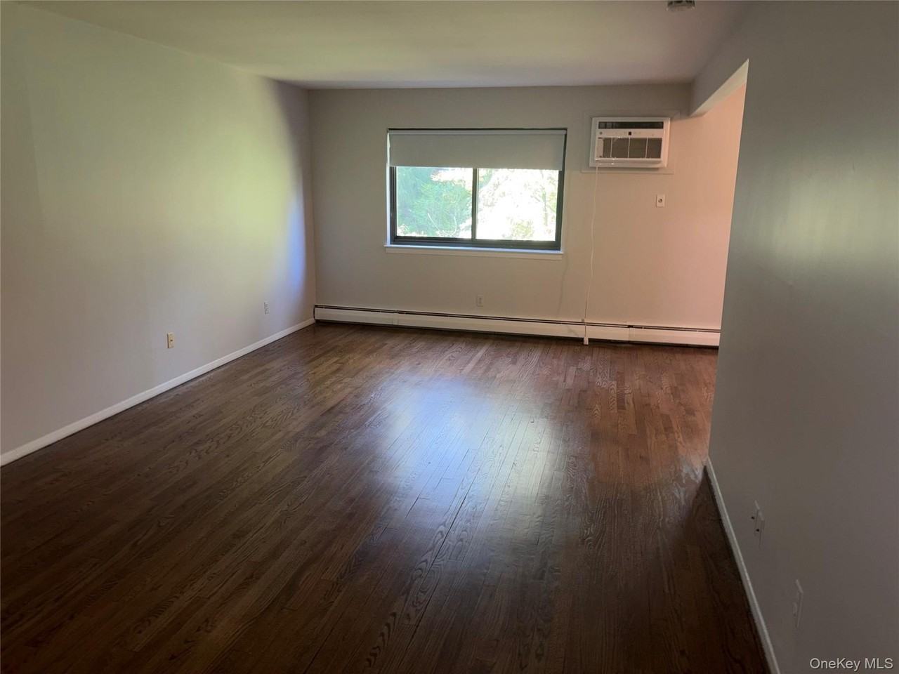 17 Brevoort Dr #2B - Photo 6 of 9