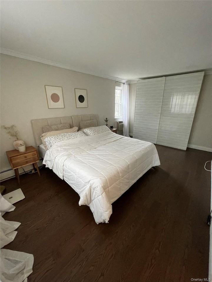 4 Consulate Dr #1C - Photo 7 of 20