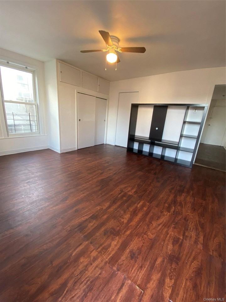 6728 Forest Ave - Photo 2 of 8