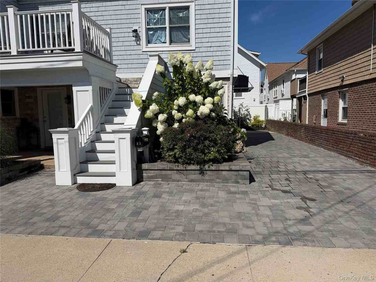 35 Trenton Ave #1stFL - Photo 2 of 22