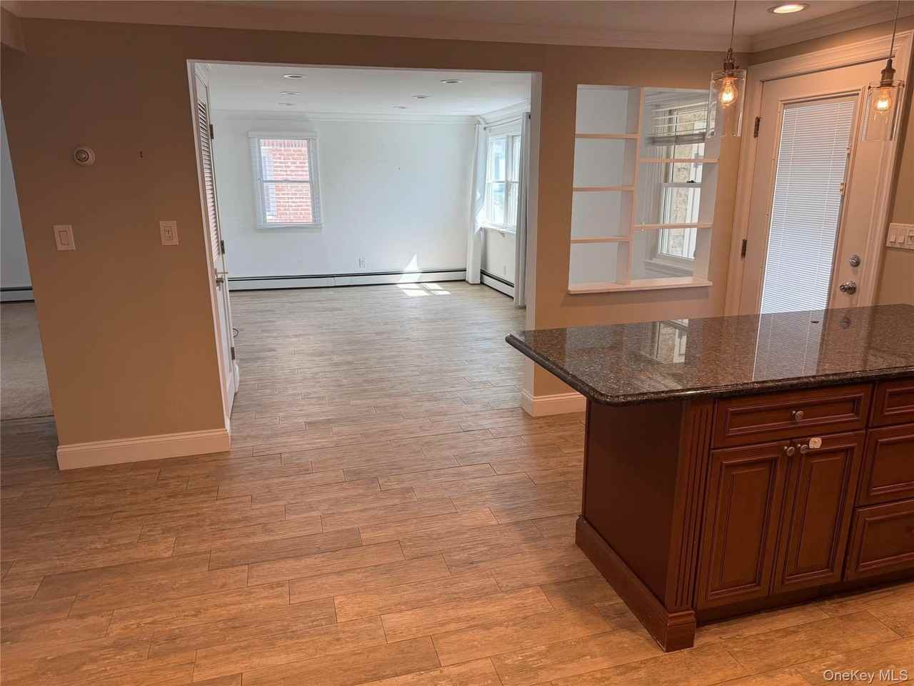 35 Trenton Ave #1stFL - Photo 5 of 22