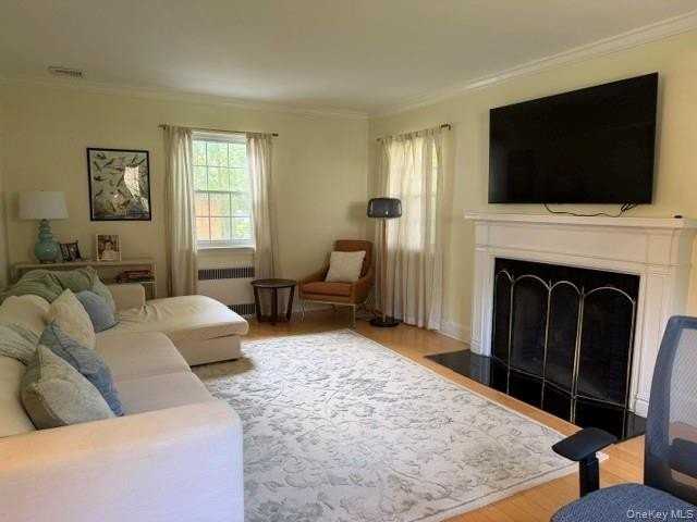 18 Shoreview Rd - Photo 2 of 22