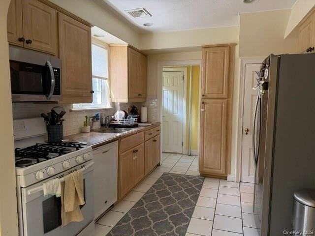 18 Shoreview Rd - Photo 5 of 22