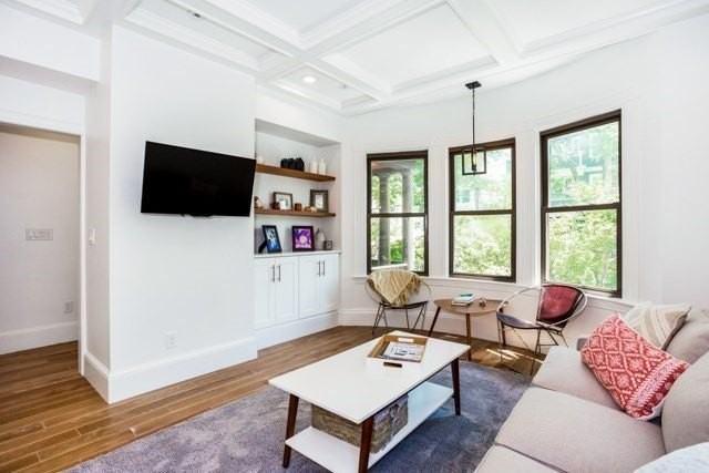 111 Trowbridge St #7 - Photo 3 of 33