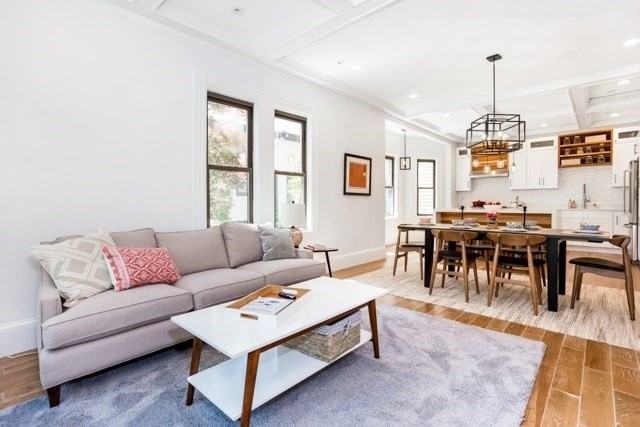 111 Trowbridge St #7 - Photo 4 of 33