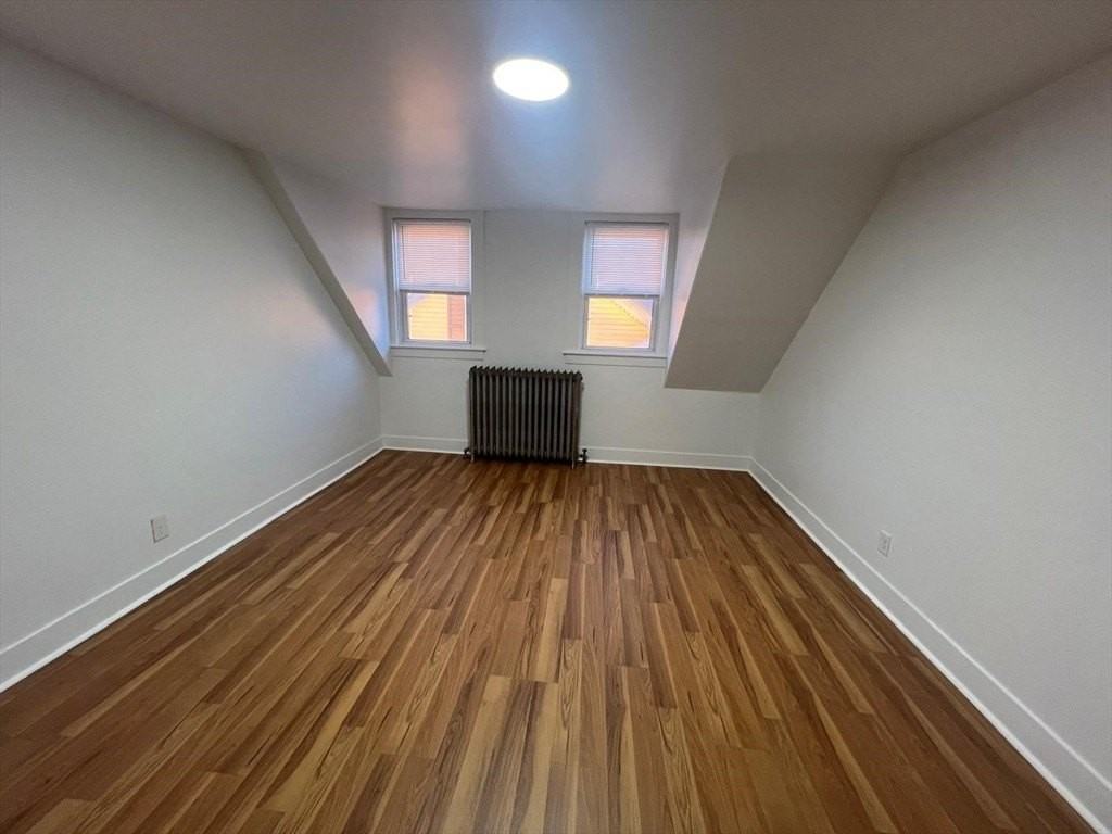974 Plymouth Ave #3 - Photo 4 of 9