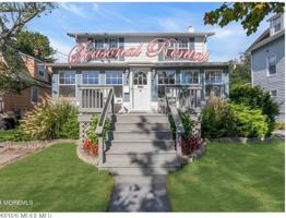 featured image of 424 Burlington Ave