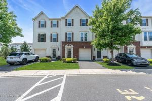 featured image of 3 Olivia Dr