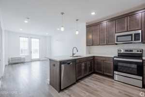 featured image of 126 Main St #304