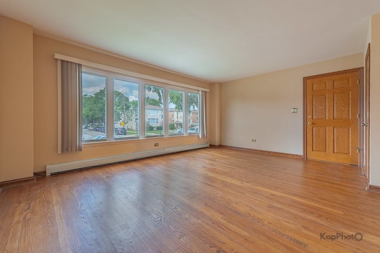 8465 W Berwyn Ave #1 - Photo 3 of 29