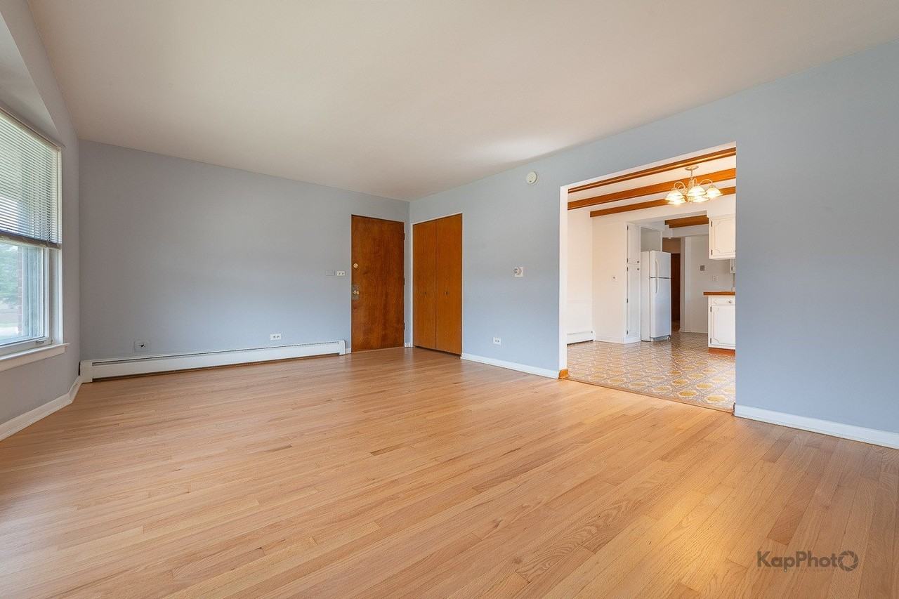 8417 W Berwyn Ave #2 - Photo 3 of 29