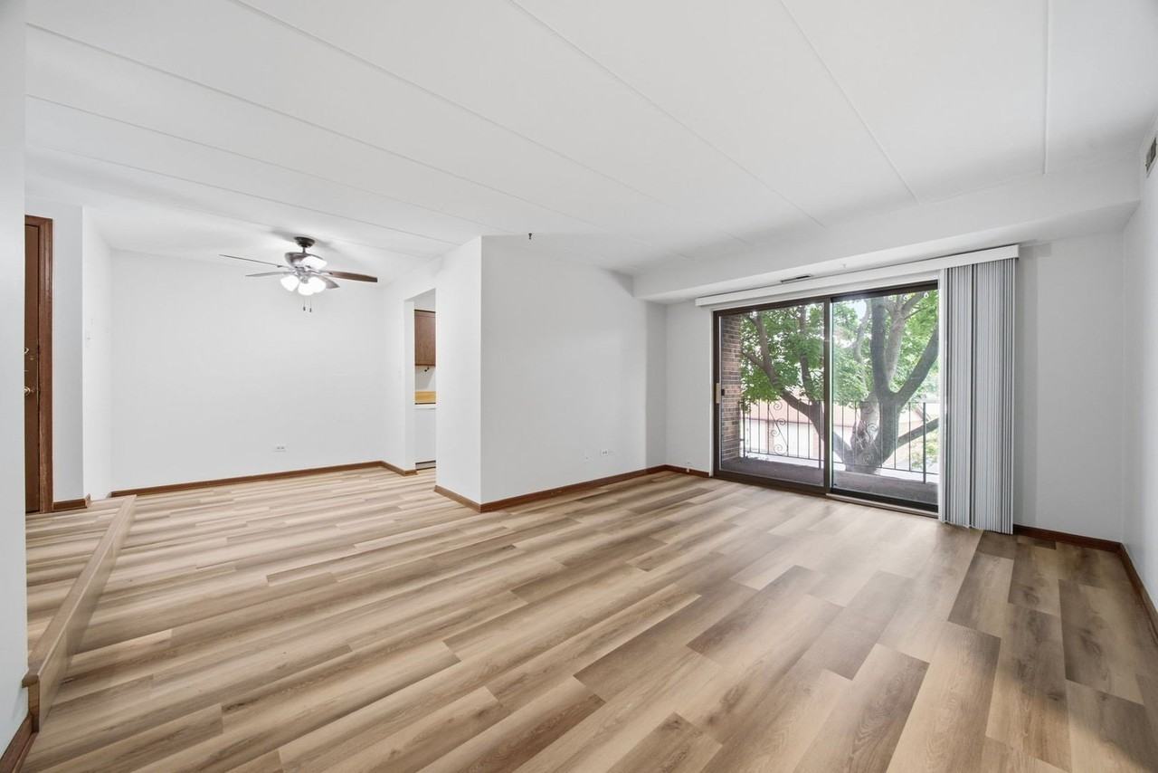 13913 Laramie Ave #112 - Photo 3 of 16