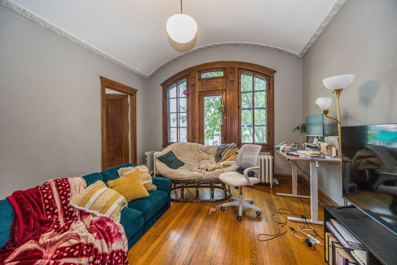 2019 N Damen Ave #2F - Photo 3 of 10