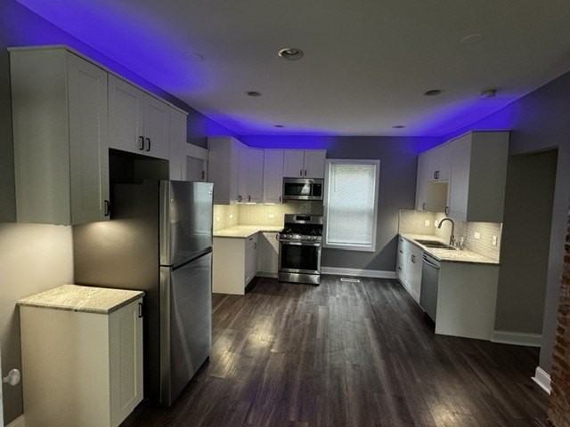 711 S 4th St #1 - Photo 3 of 17
