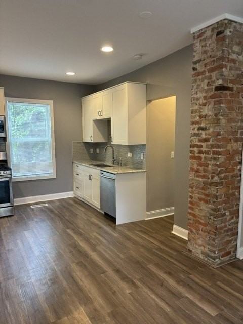 711 S 4th St #1 - Photo 6 of 17