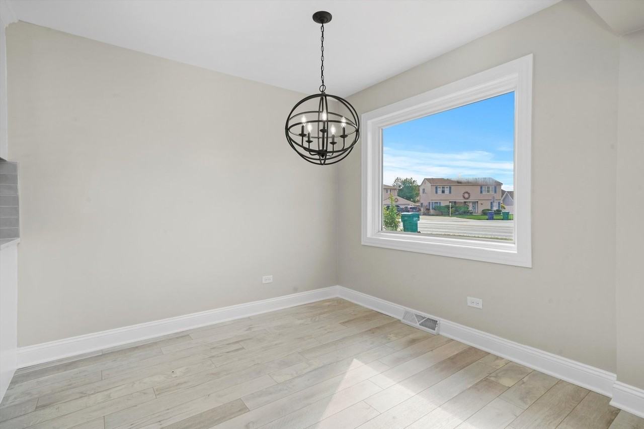 5206 State Rd - Photo 4 of 11