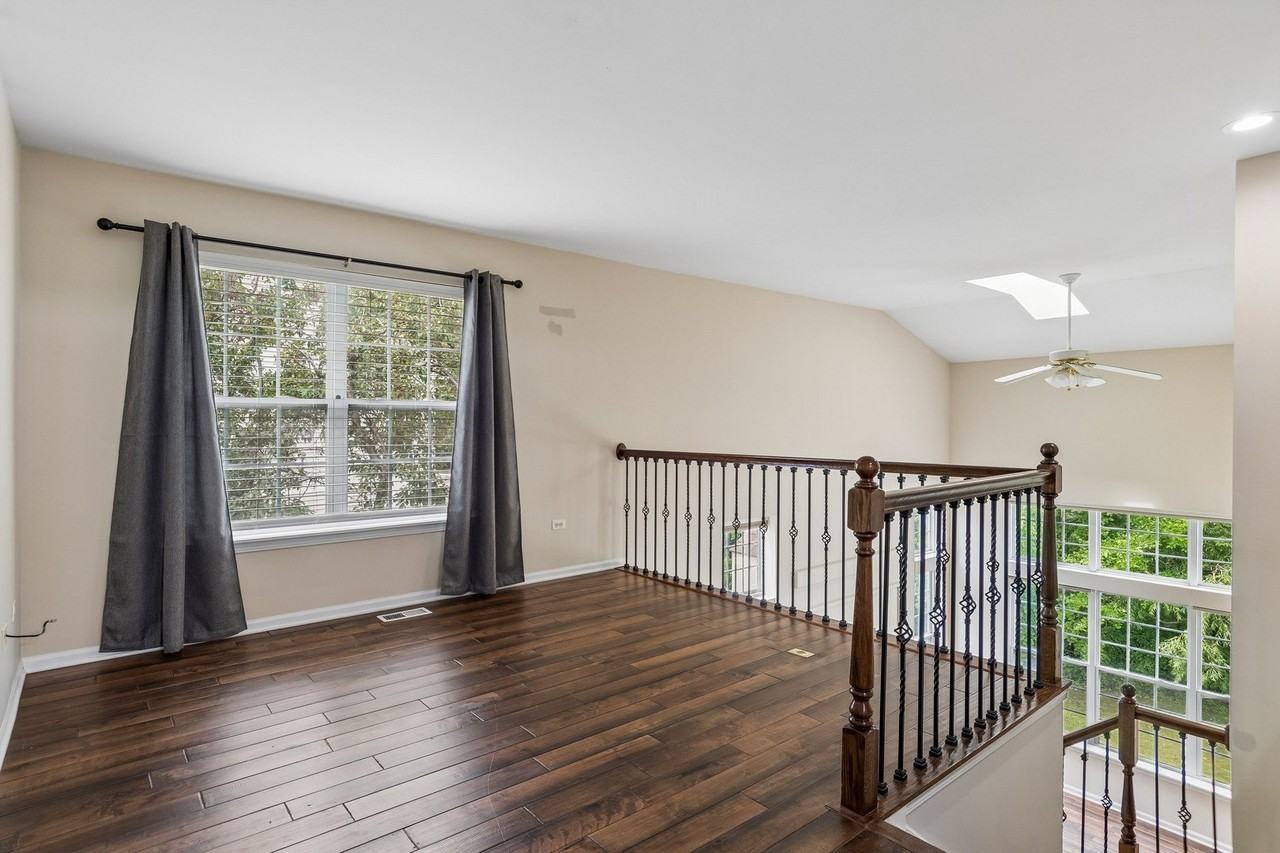 382 Vaughn Cir - Photo 7 of 15