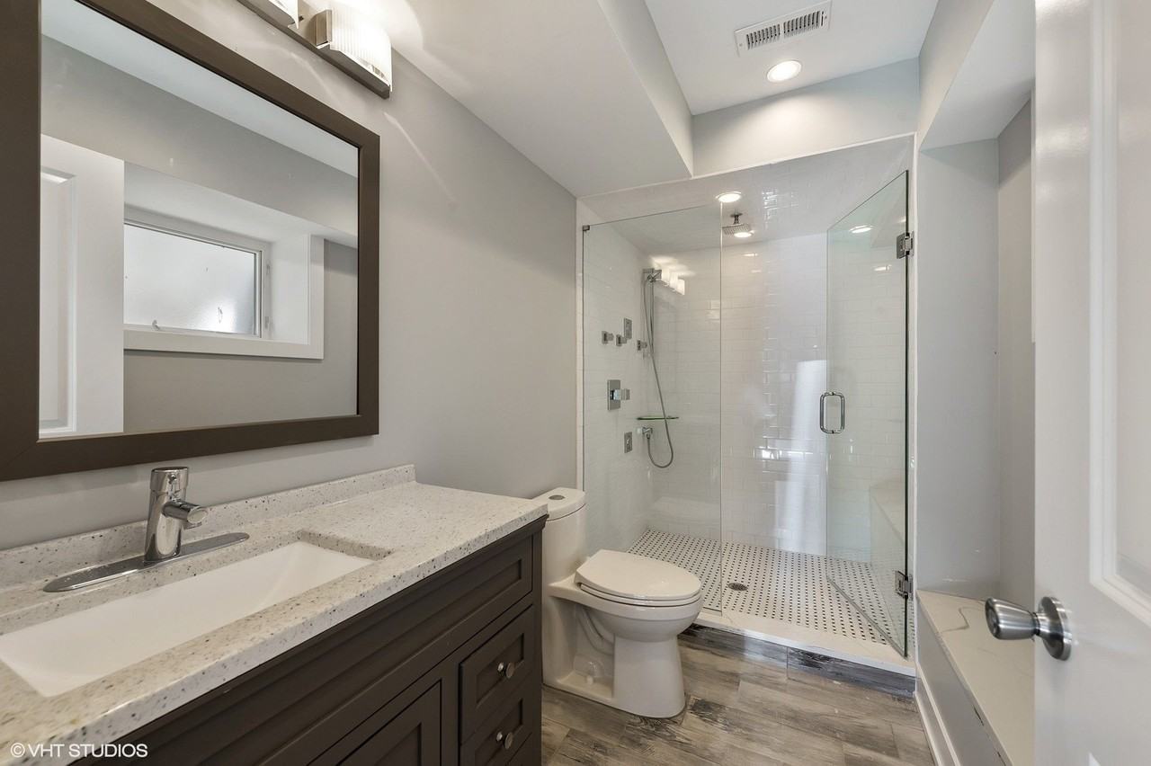 3750 N Racine Ave #2 - Photo 2 of 2