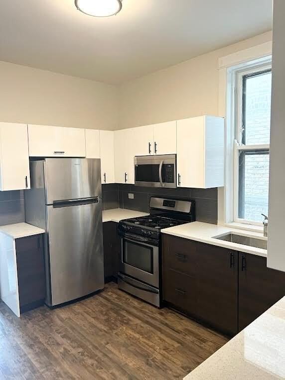 6220 N Wayne Ave #2 - Photo 6 of 14