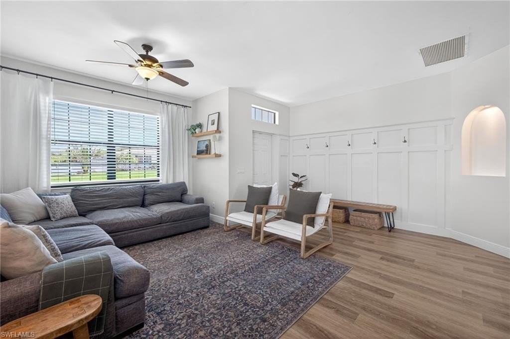 1809 Sw 26th St - Photo 3 of 33