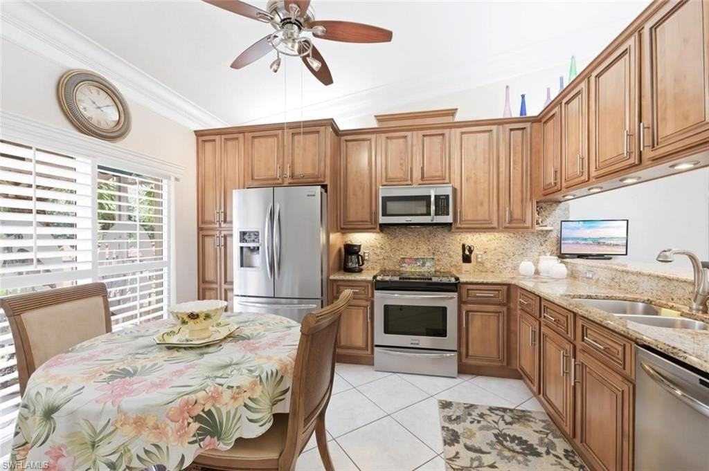 1645 Windy Pines Dr #2306 - Photo 4 of 34