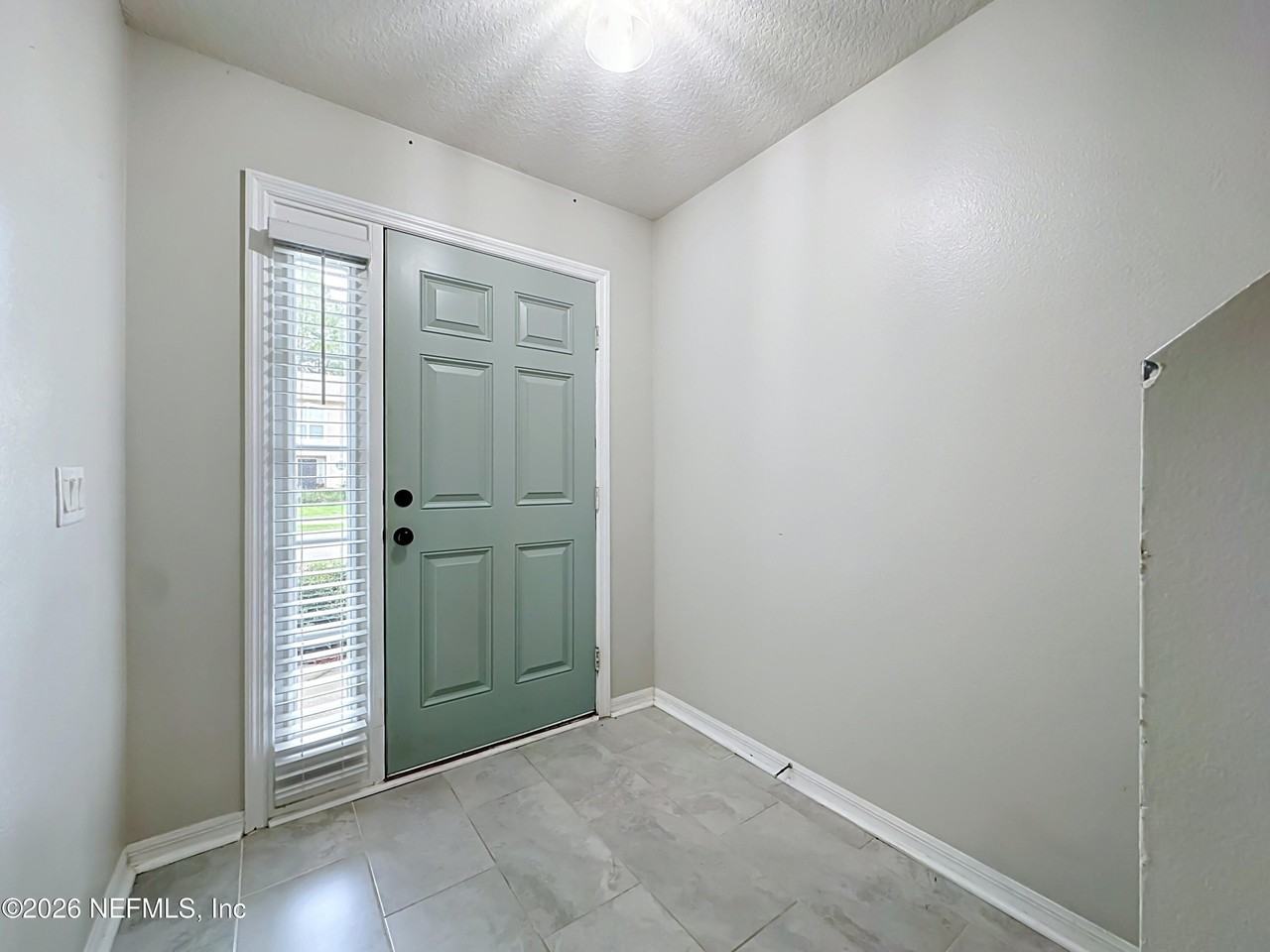 8224 Halls Hammock Ct - Photo 4 of 42