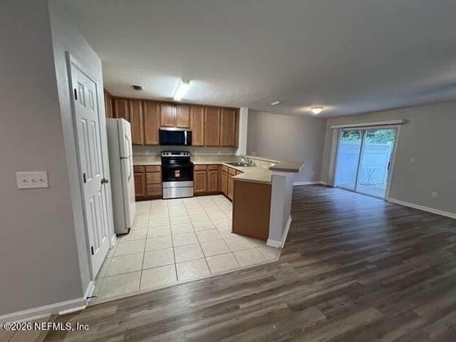 824 S Black Cherry Dr - Photo 5 of 31