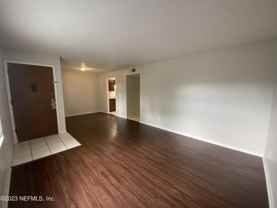 469 Crabapple Ct #B - Photo 1 of 1