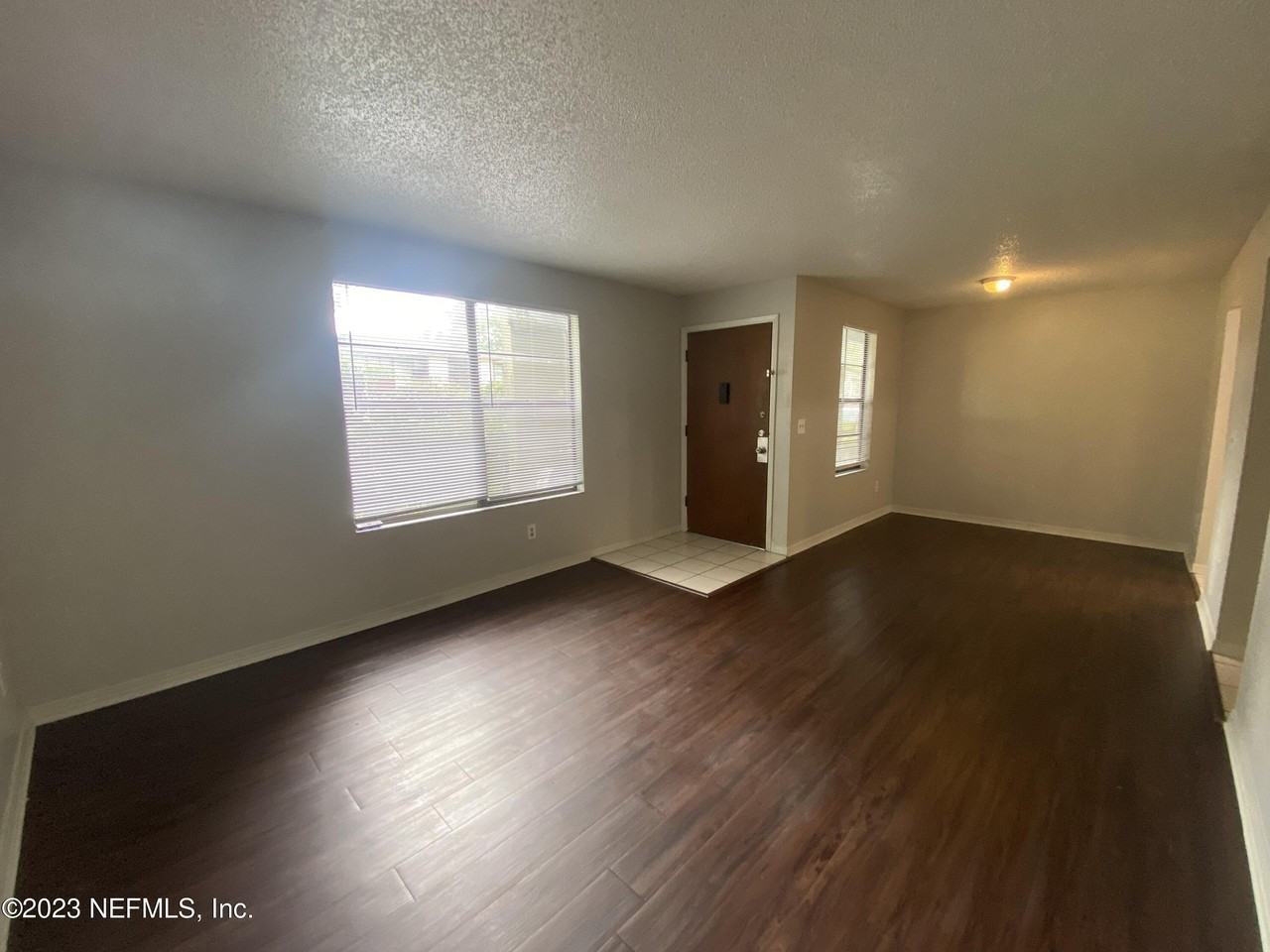 469 Crabapple Ct #B - Photo 2 of 16