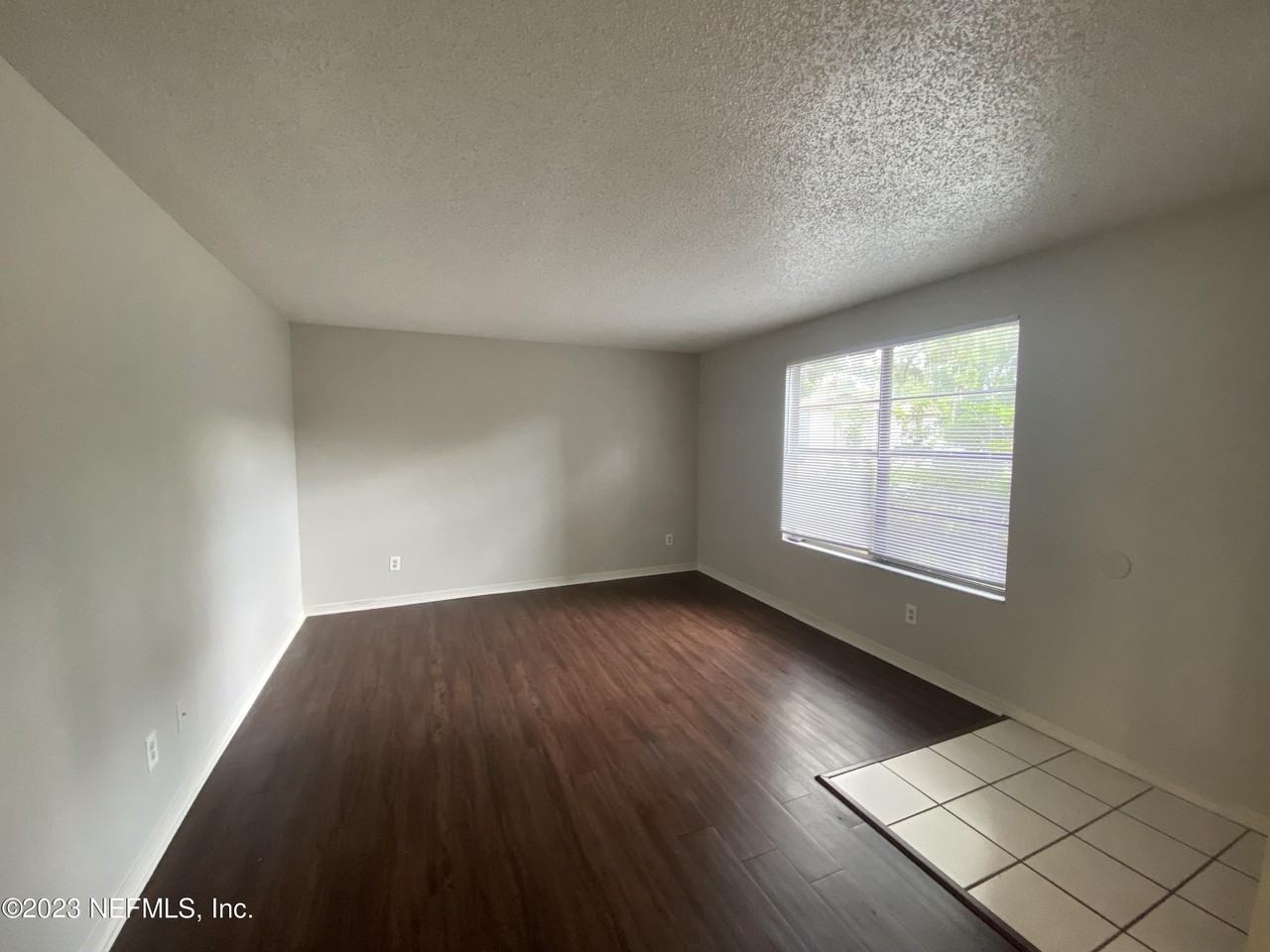 469 Crabapple Ct #B - Photo 3 of 16