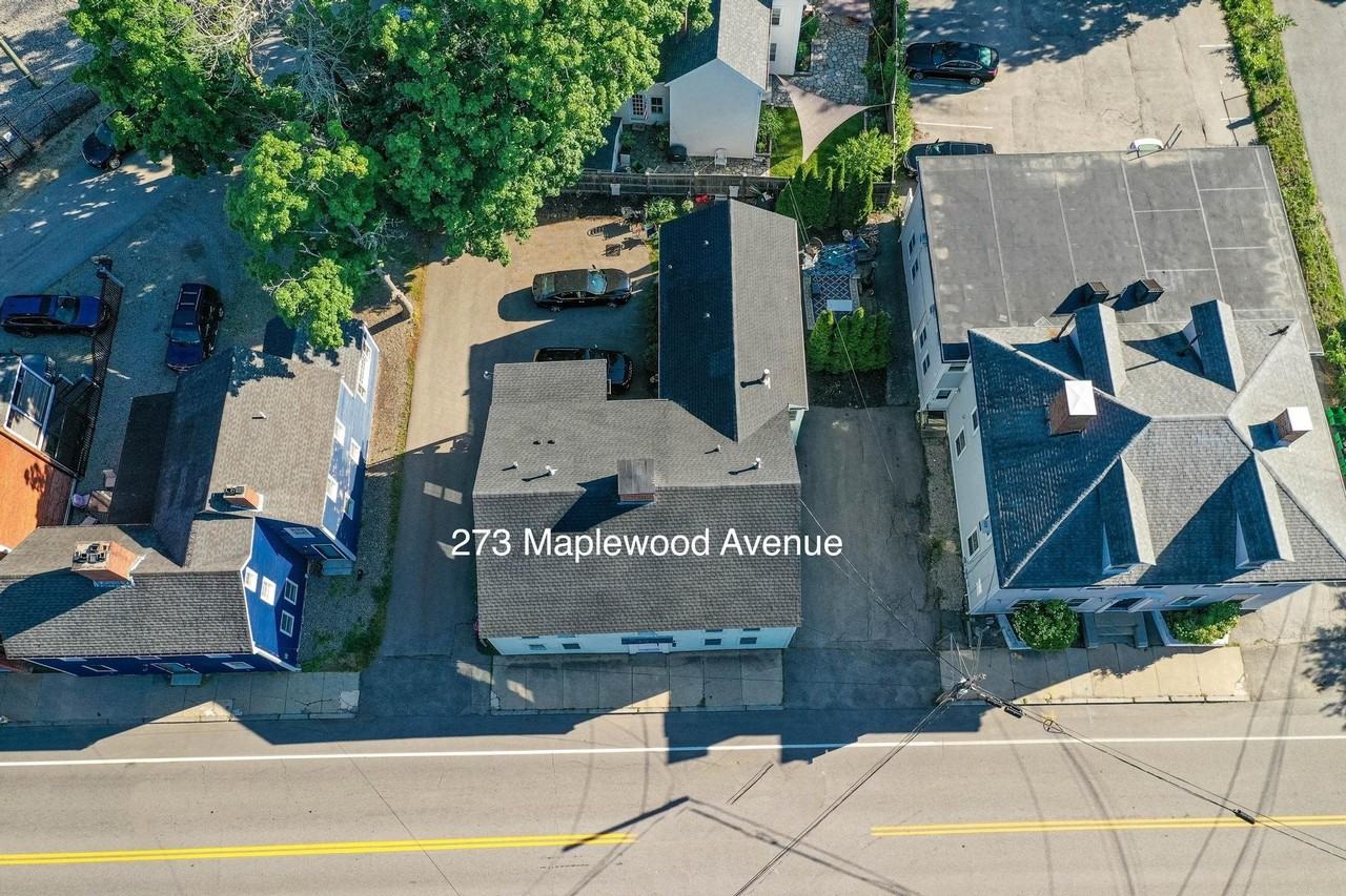 273 Maplewood Ave #1 - Photo 3 of 21