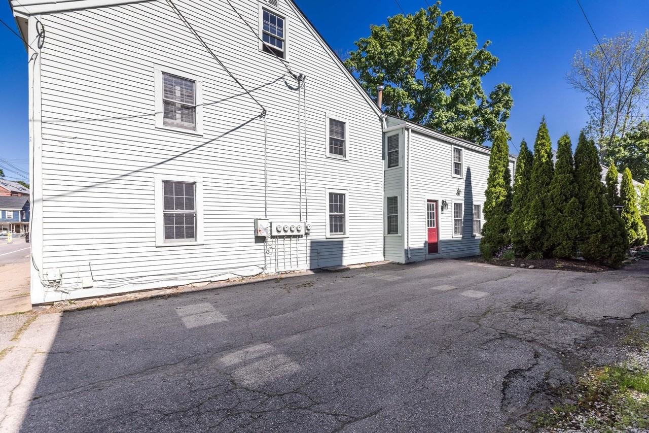 273 Maplewood Ave #1 - Photo 5 of 21