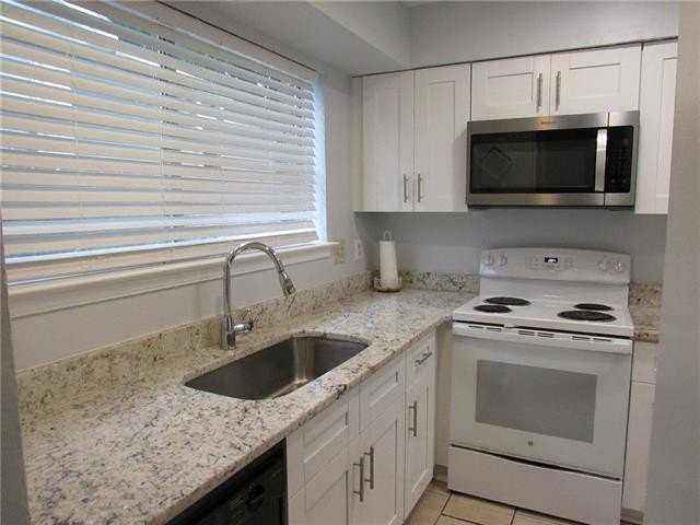 205 Clearview Pkwy #A - Photo 6 of 15