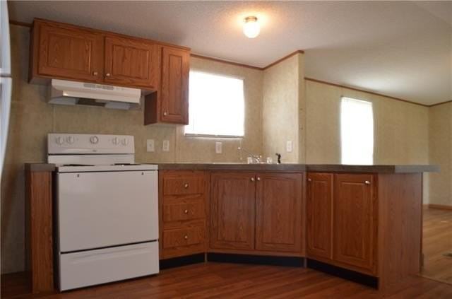 126 Robert St - Photo 5 of 11