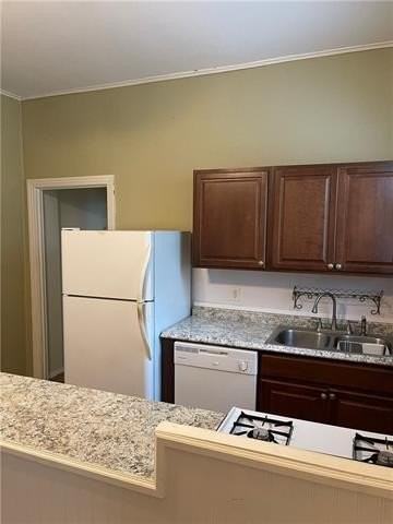 715 Burdette St - Photo 4 of 7